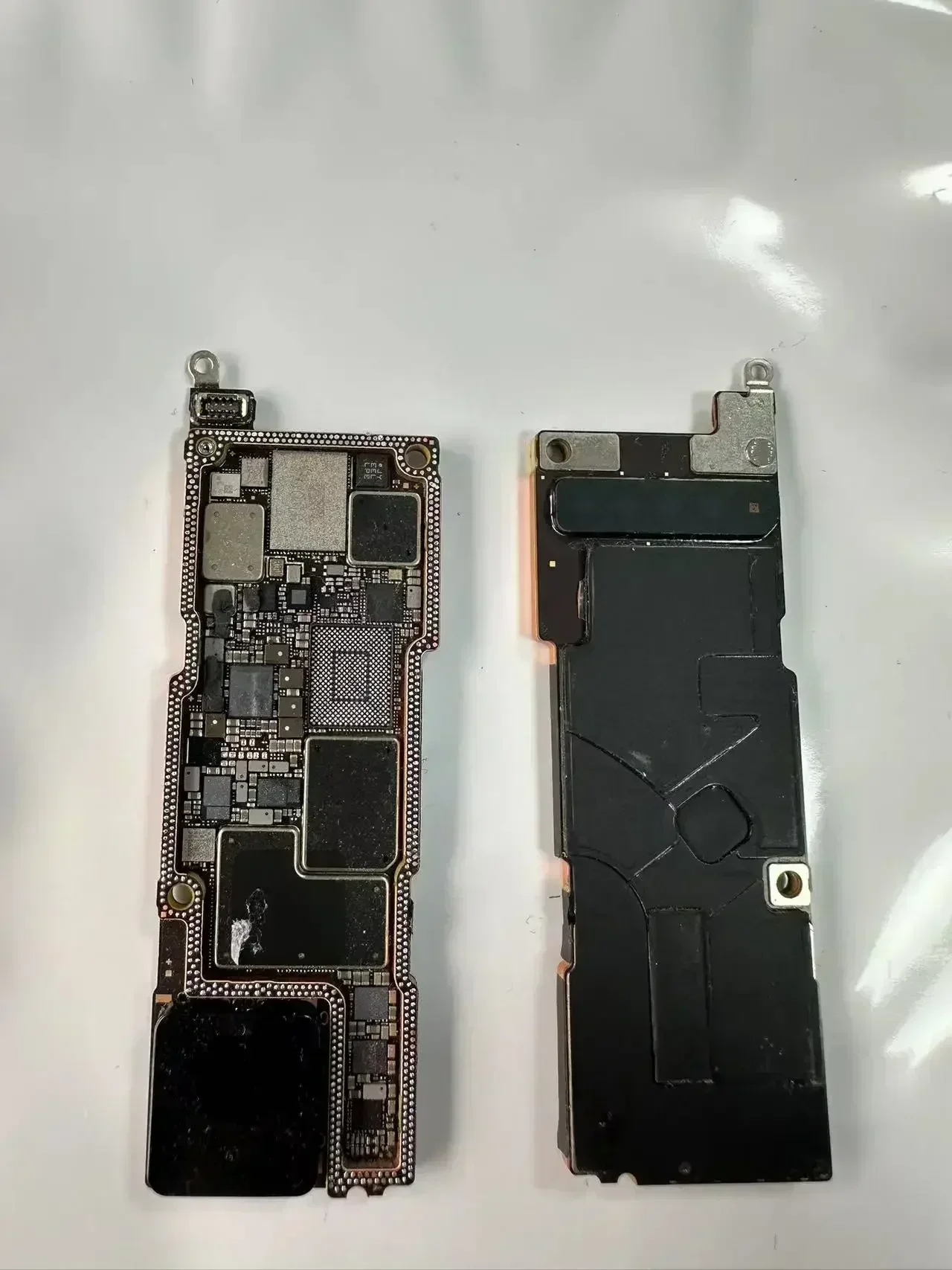 マザーボード iPhone22 CNC カットマザーボード IPhone 14 プロマックス 4 グラム 5