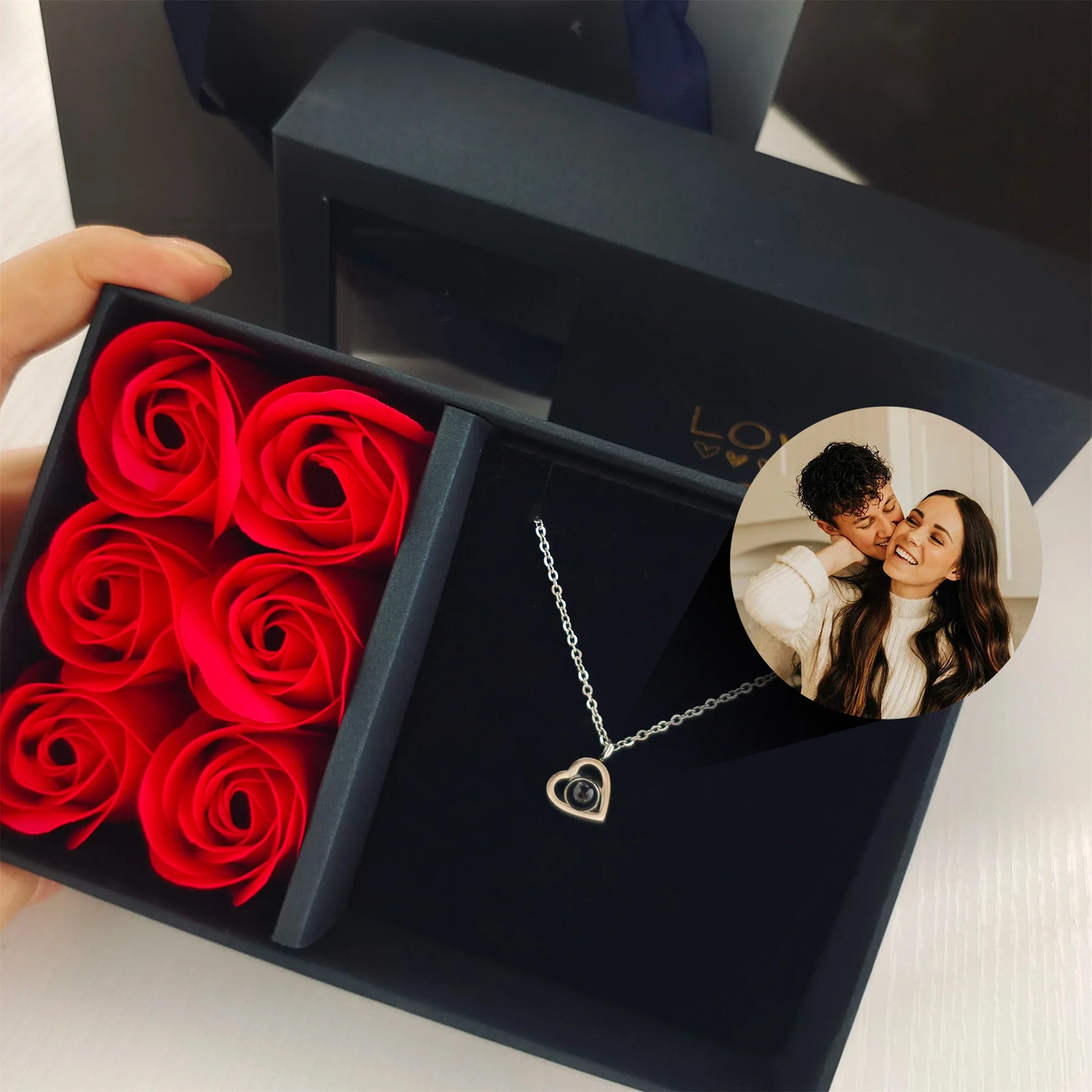 Heart Shaped Stainless Steel Projectio Necklace in 100 LanguagesI Love You Valentine's Day Gifts Photo Projection Necklace