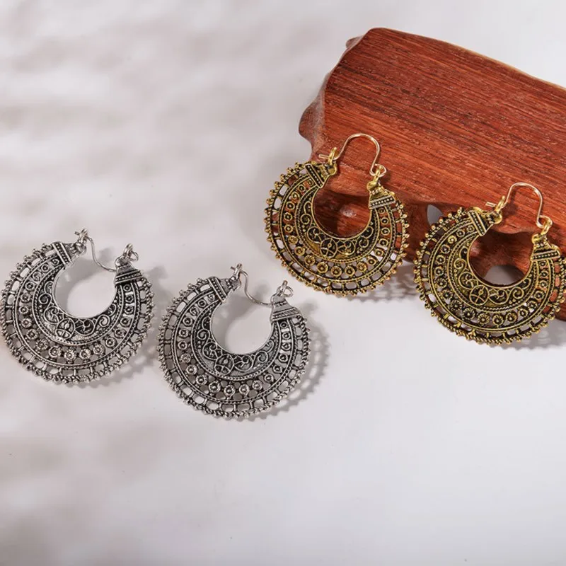 Retro Bohomian Antique Bronze Hoop Earrings for Women Niche Design Hollow Design Fashion Earring Daily Wear Party Jewelry Gifts