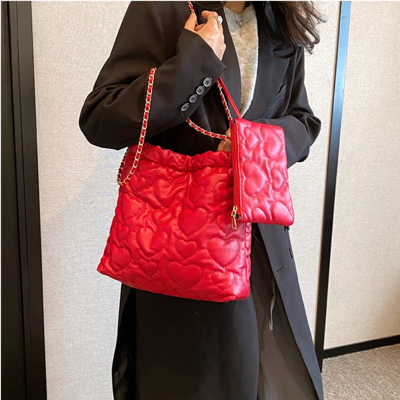 

Larger Capacity Shoulder Bags for Women Retro Heart Embroidery Handbags Woven Chain PU Tote Shopping Bag Luxury Designer Purses