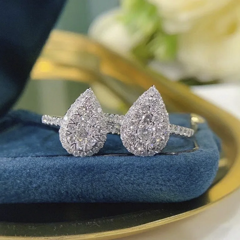 Huitan Pear Shaped Silver Color Ring for Women Engagement Wedding Fashion Jewelry Brilliant Cubic Zirconia Rings Accessories Hot
