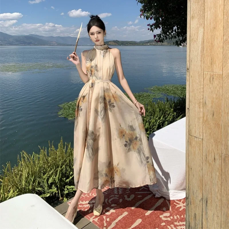 

New Chinese style sleepveless halter floral dress fairy summer high-grade temperatre seaside holiday long dress