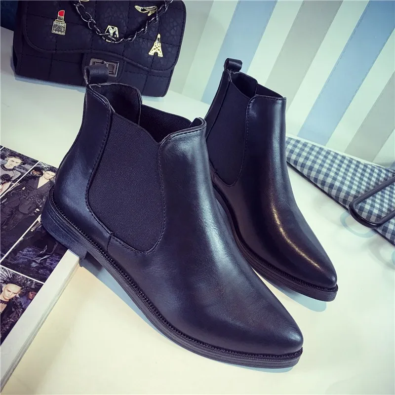 

Женские ботильоны с острым носком, на низком каблуке