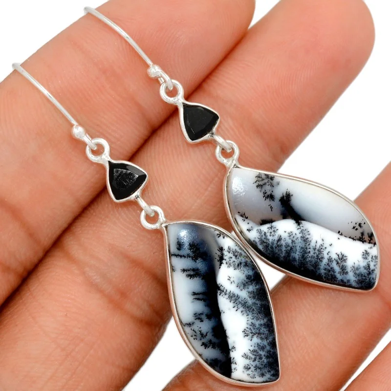 

Retro Bohemian personality unique unique stone earrings noble and elegant fashion jewelry gift elegant