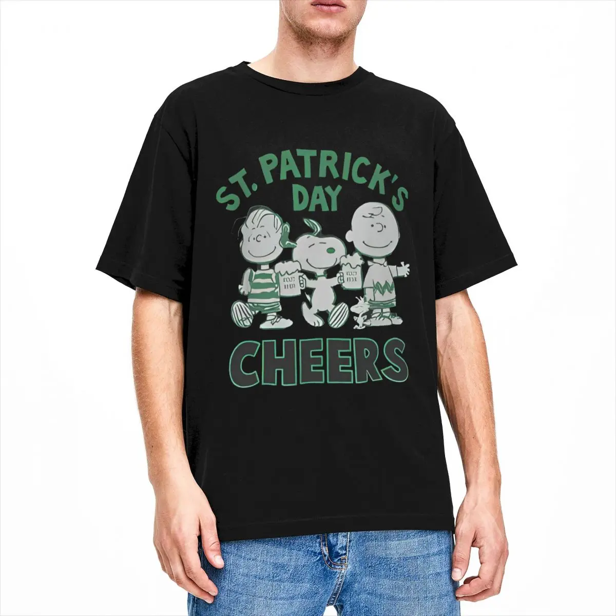 thumbnail image 1 of Camiseta de algodón 100 % divertida para hombre con el lema Y2K de Peanuts, Snoopy, San Patricio y Charlie Brown Cheers, 1 of 5