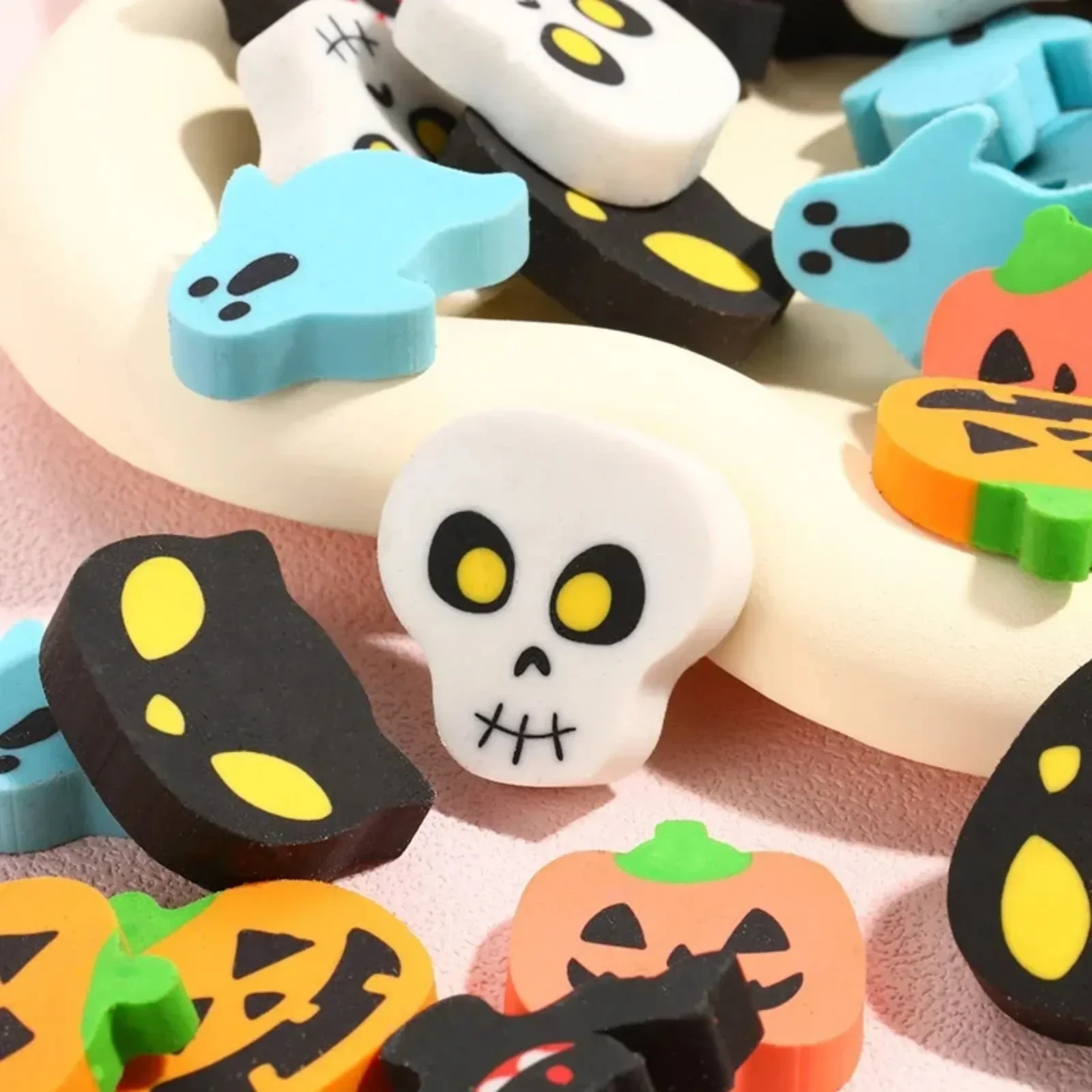Halloween Eraser Creative Mini Cartoon Bat Skull 5pcs For Pencil Eraser