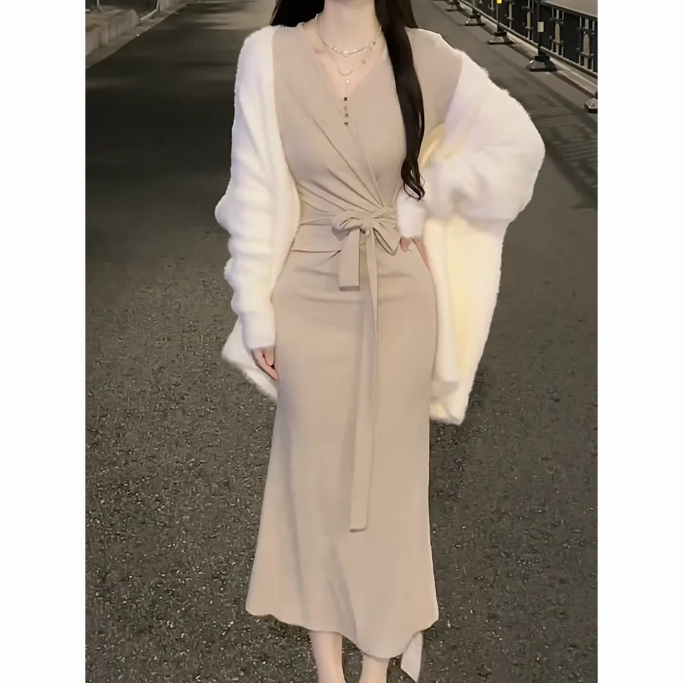 

Autumn winter strappy knit cross dress for women 2023 Korean Fashion V-neck pleated dress female waist long sleeved chic dress