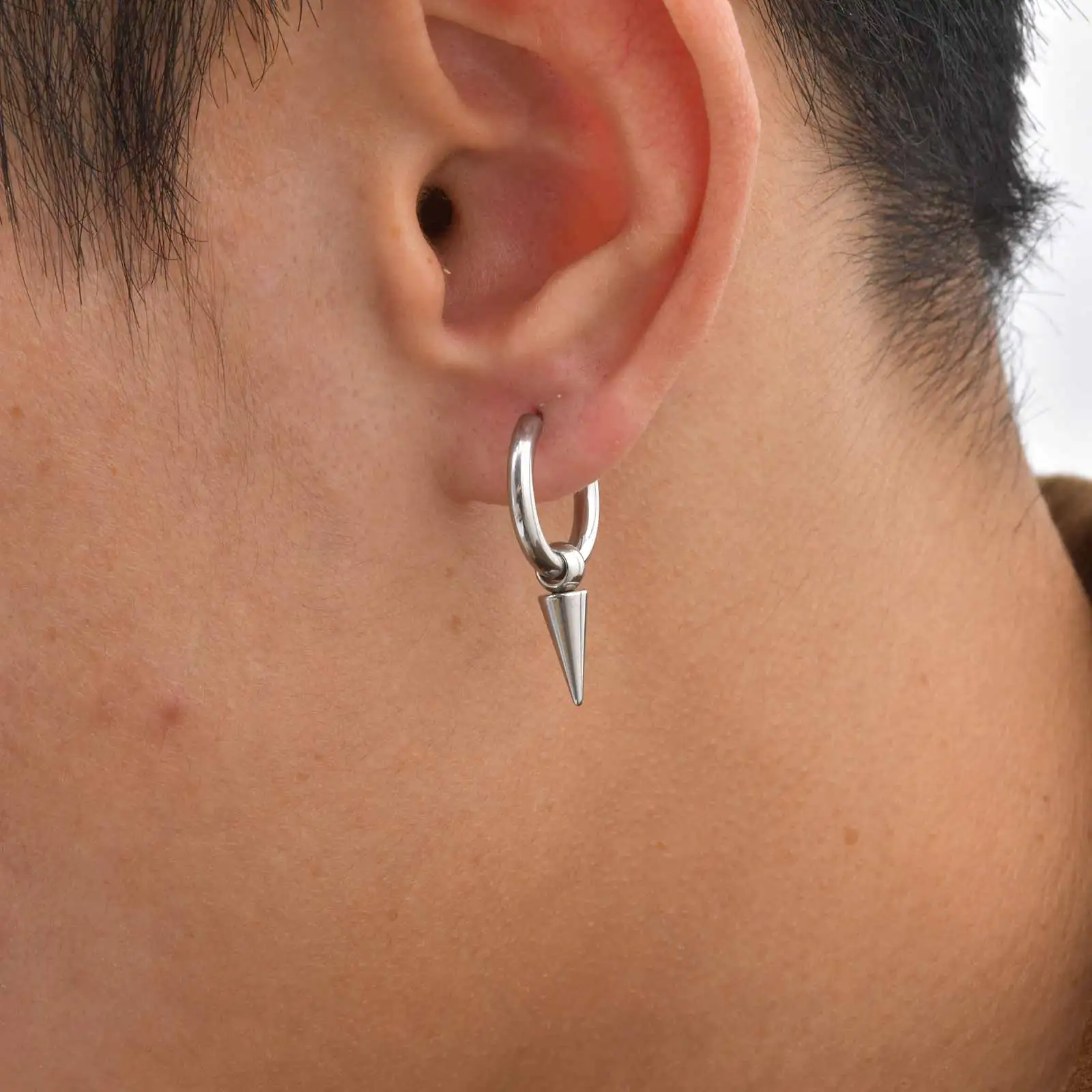 Anti-Allergie-Creolen für Männer und Frauen, Edelstahl-Nieten-Huggies-Creolen, wasserdichte Piercing-Ohrringe, Schmuckgeschenk – Detail 4