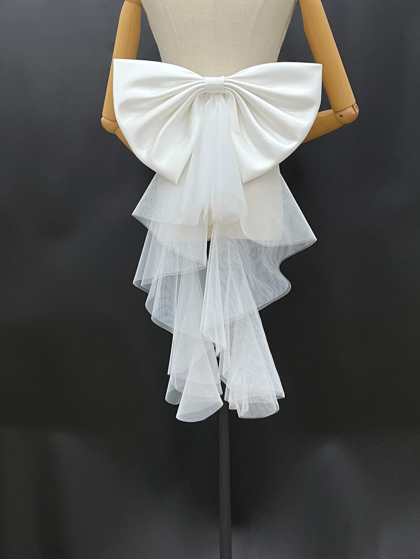 Elegant Detachable Satin Tulle Bow Wedding Dress Decorations Women's Dress Bridal Belt Big Satin Bow knots Accessories bridal waistband bridal dress decoration