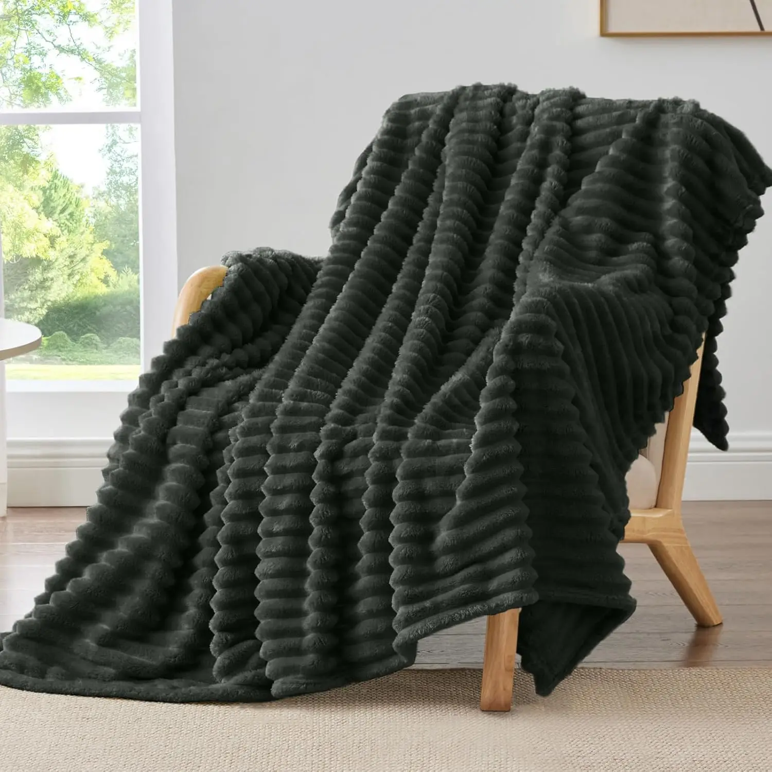 Soft Fleece Throw Blanket 1