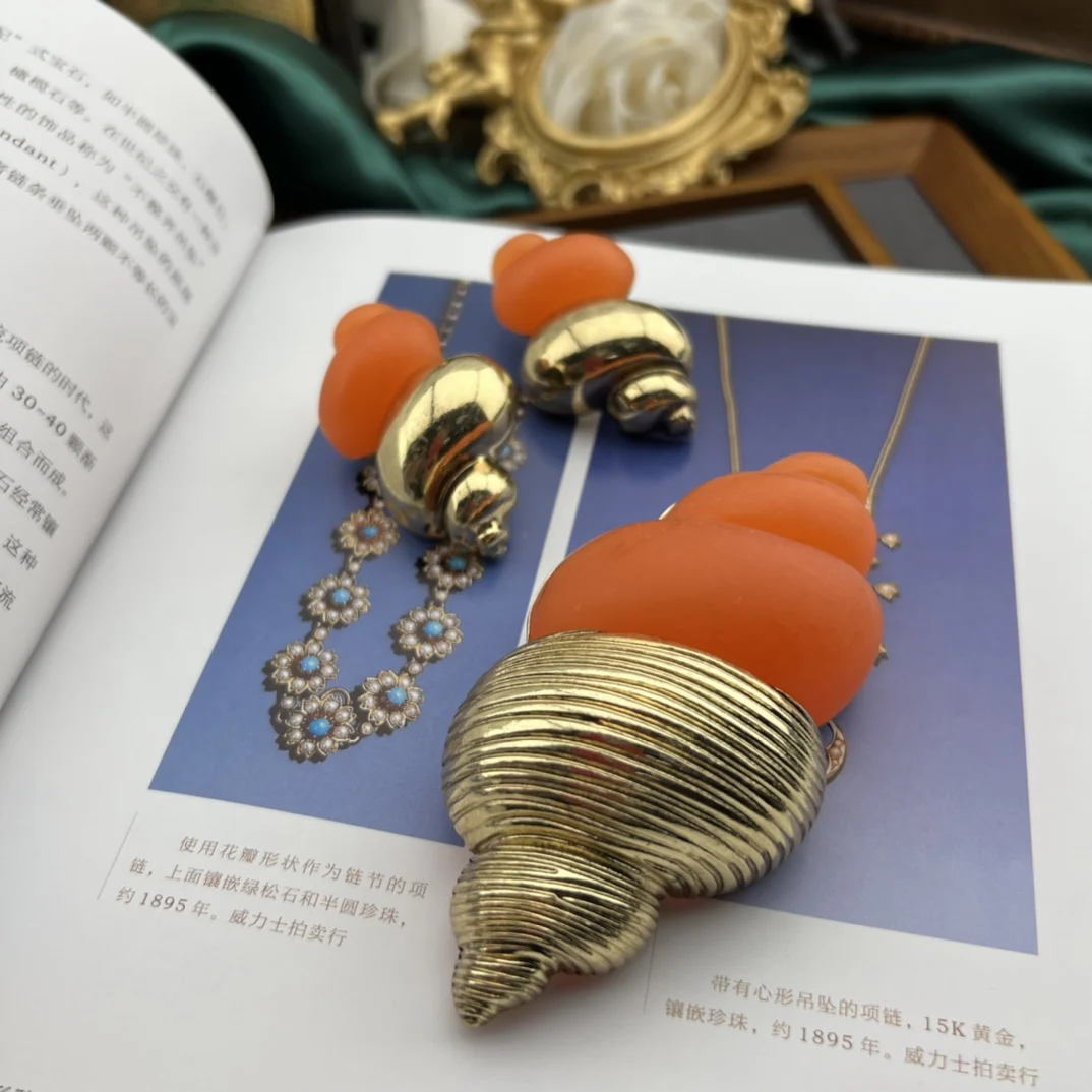 

Vintage poster vintage earrings make old jelly glazed conch brooch