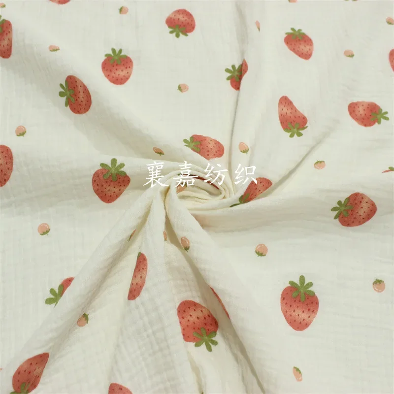 

Double Layer Cotton Gauze Crepe, Strawberry Print, Loungewear, Pajama Fabric10M/5M/3M/1M