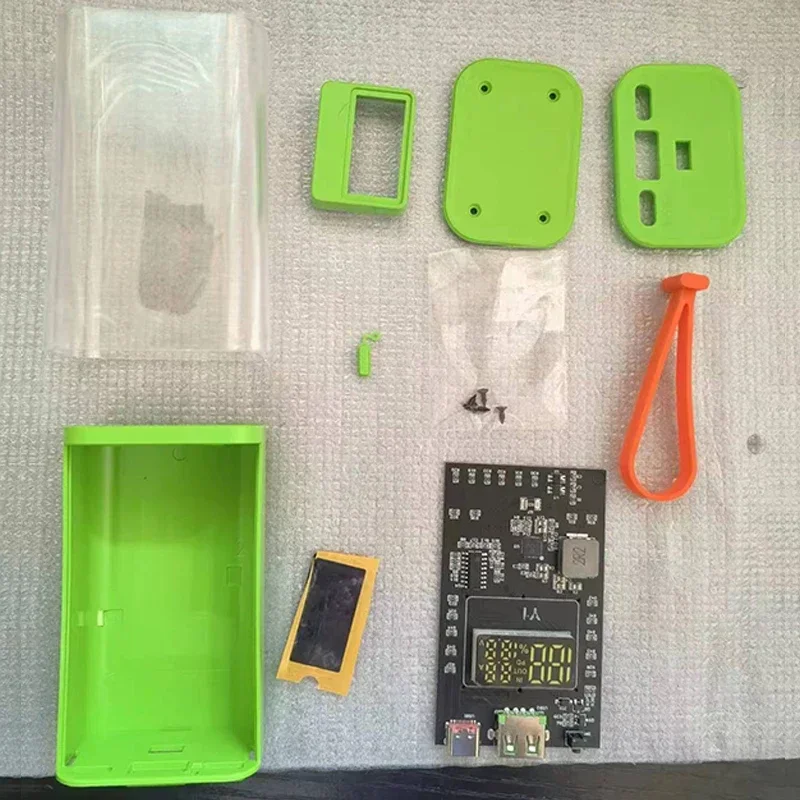 DIY Portable Power Bank Box 21700 Battery Charger PD22.5W Fast Charging 10000mAh Polymer Battery Case On-the-Go Charging Battery Charger Power Bank Case Battery Power Bank Box
