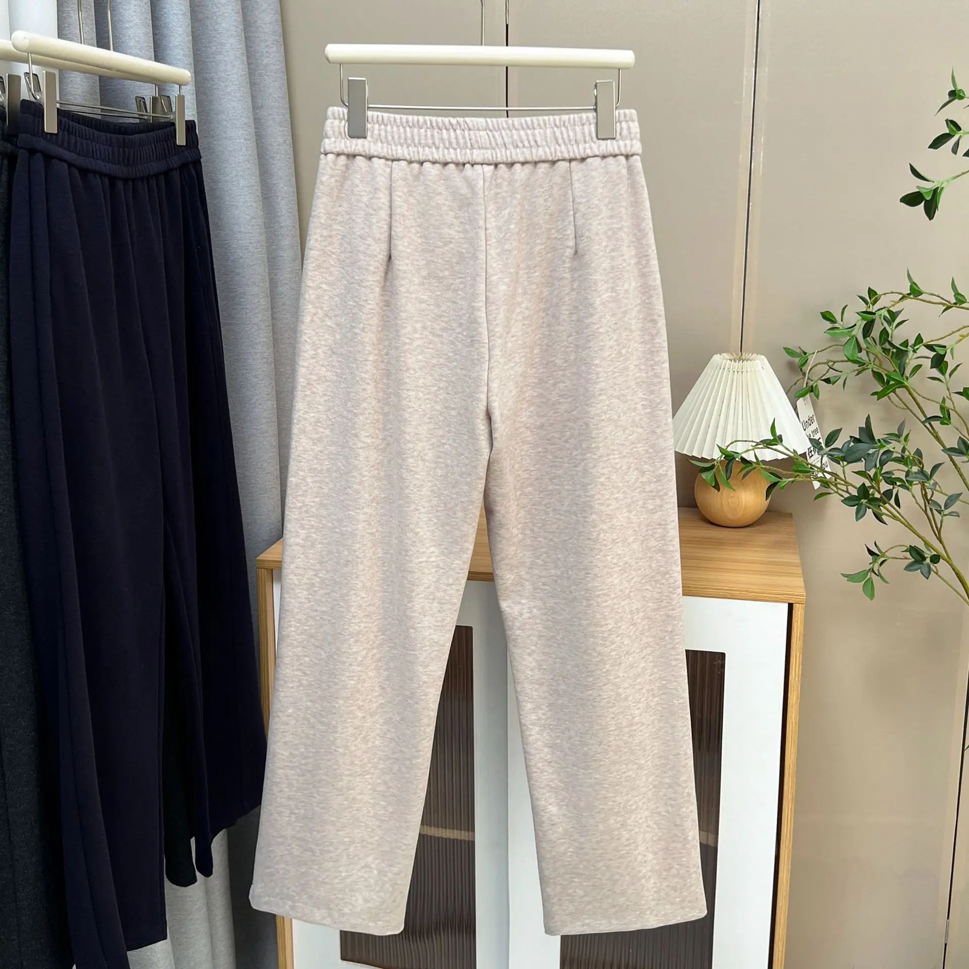 XXXXL Fashion Plus Size Women's Straight Leg Pants 2025 Autumn And Winter New Thickened Casual Trousers 2565