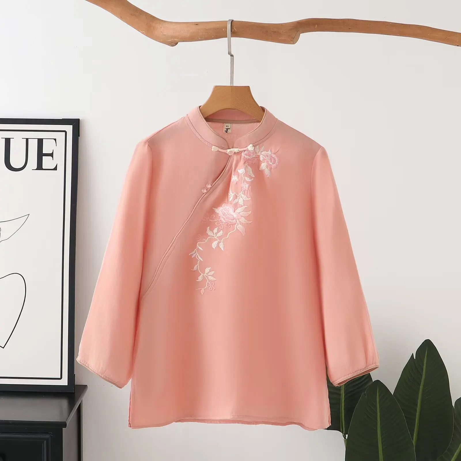 Fashion Plus Size Women's Blouses New Chinese-style Embroidered button-up Long Sleeve Top Elegant Shirt