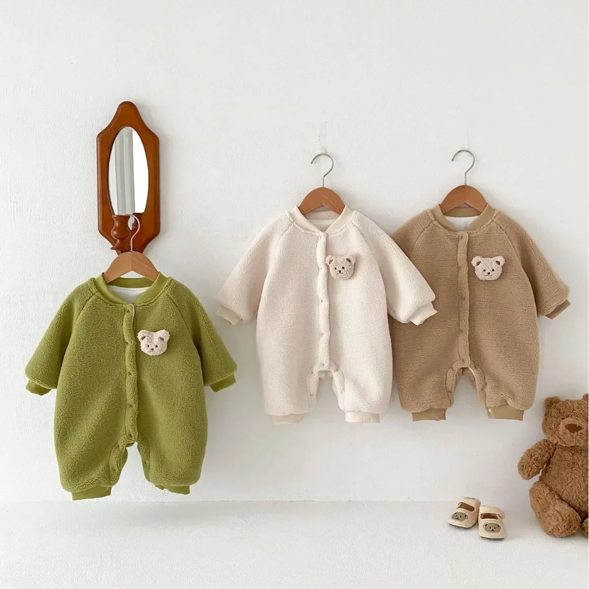 

Зимняя Детская плюшевая одежда, милый комбинезон с плюшевым медведем для маленьких мальчиков и девочек, теплая детская одежда для новорожденных, однотонная верхняя одежда из ягненка
