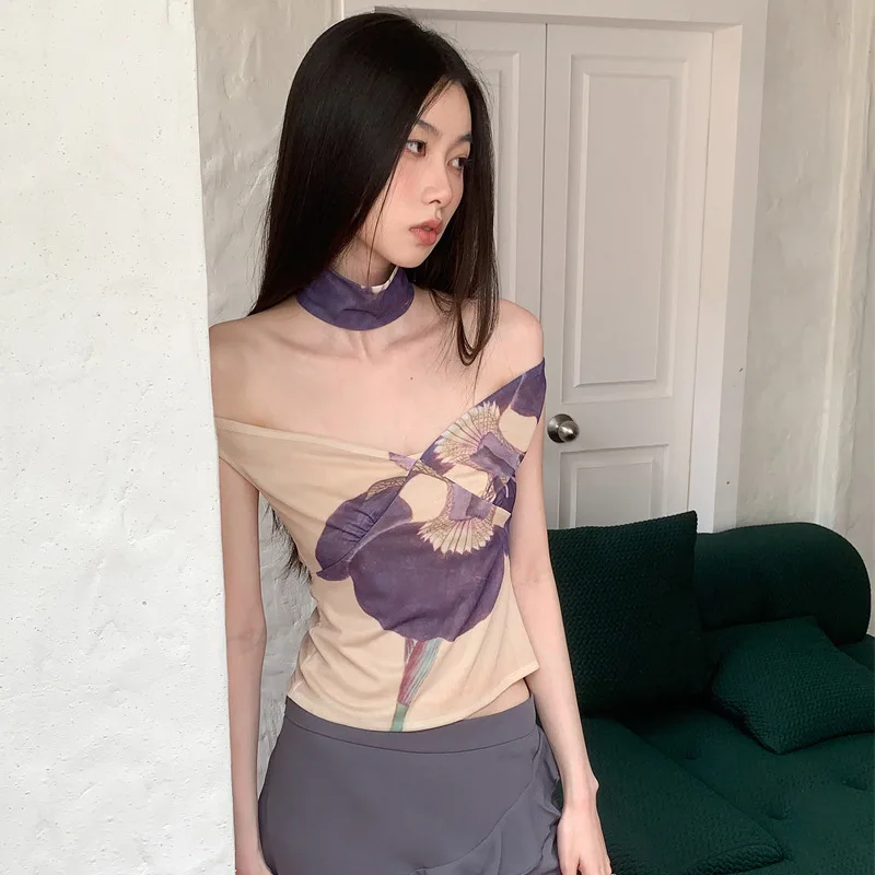 

Women's Sling Design Flower-De-Luce Printed Stitching Mesh off-the-Neck Short and Thin Top