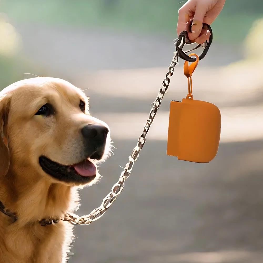 1 Silicone Dog Treat Pouch, Portable Pet Snack Bag - Easy to Clean & Waterproof for Outdoor Training, Pet Walking Essentials