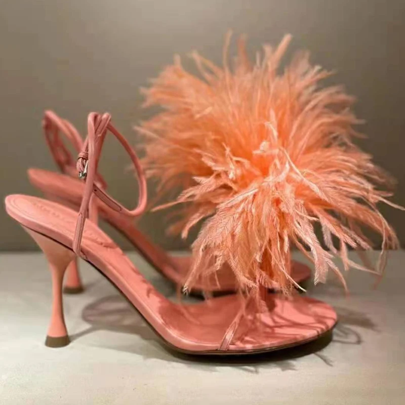 

Женские босоножки с кристаллами, летние пушистые туфли с открытым носком на тонком высоком каблуке, свадебные туфли на высоком каблуке, 2024