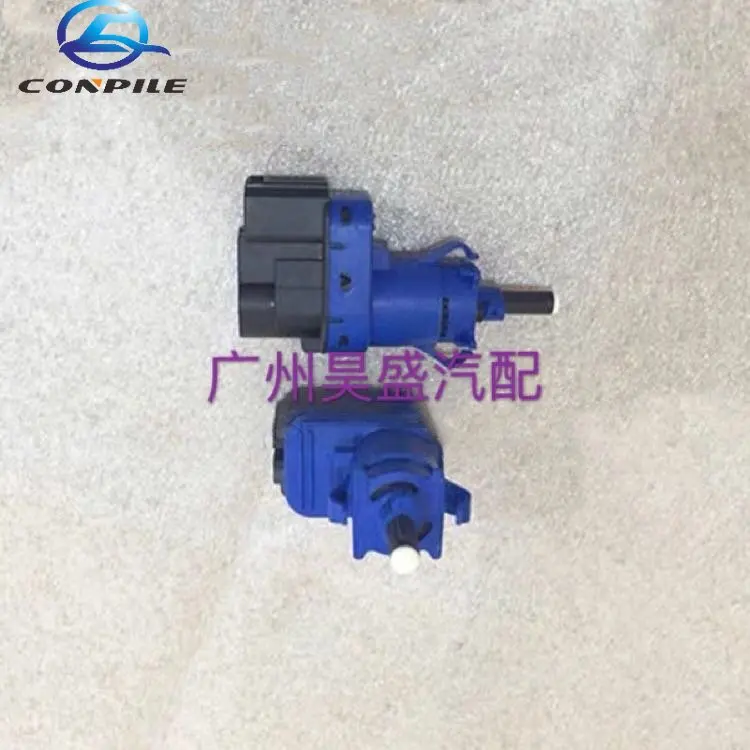 

for Luxgen 7 U6 S5 reversing brake light switch