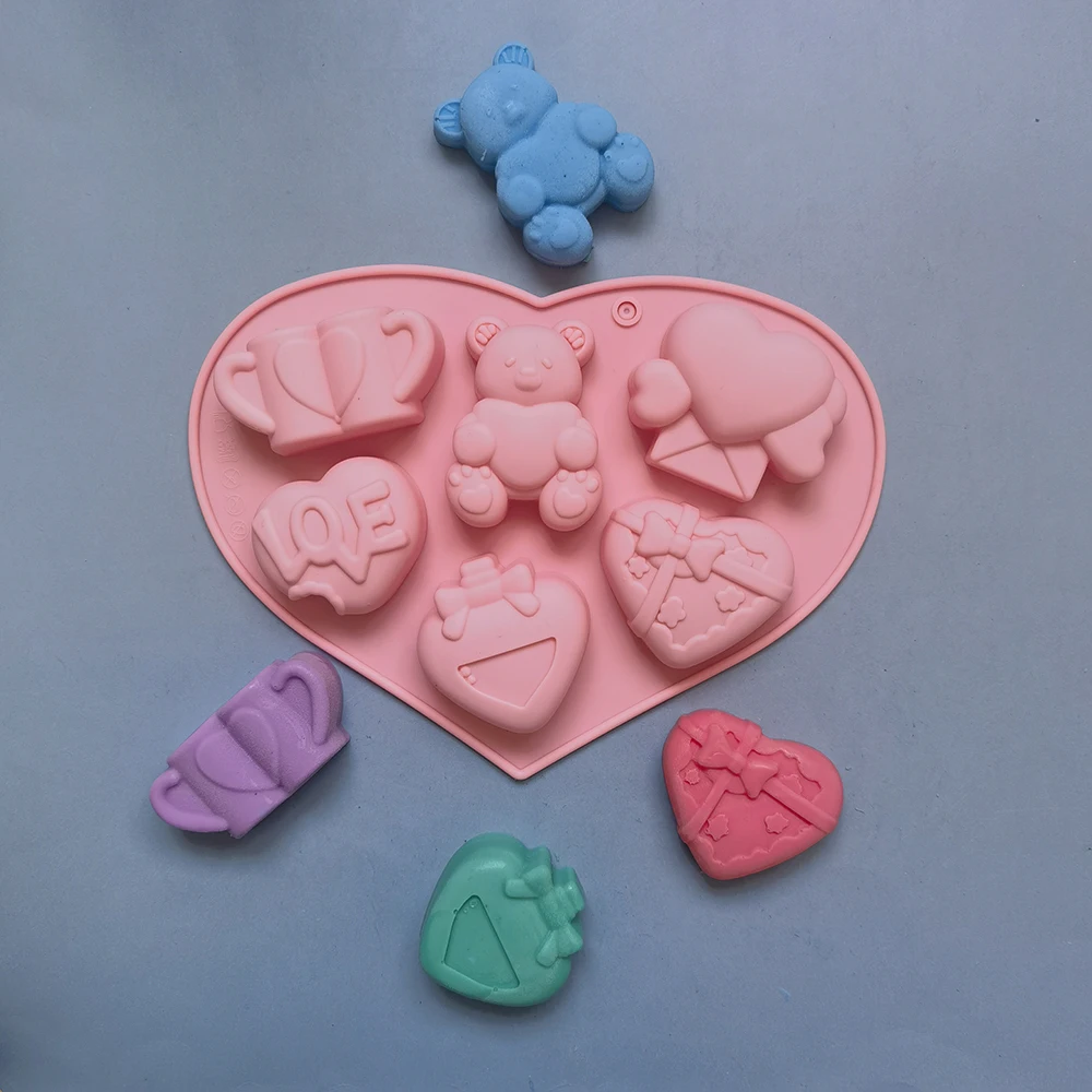 

Angel Love Heart Shaped Silicone Chocolate Mold Cake Baking Tools Handmade Soap Candle Mould Valentine's Day Decorative Gift