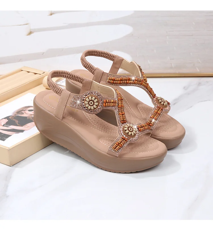 Kvinnors fritidssandal sommar bekväma glittrande strandpärlor utomhus bröllopsskor med öppen tå plattform kilsandaler_voghion.com