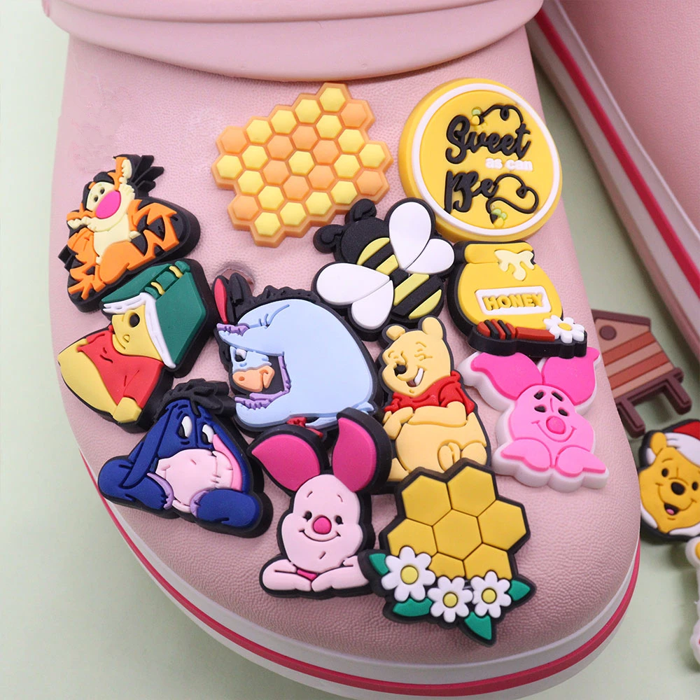 1-27Pcs Lovely Winnie the Pooh Piglet Tigger PVC Cartoon Shoe Charms Decoration Kids Buckle Clog DIY Disney Holiday Gift