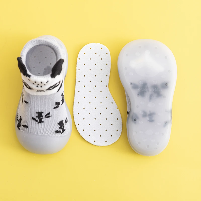 New Autumn Winter Toddler Baby First Shoes 6M-3Y Children's Indoor Anti-Slip Cartoon Socks Shoes Rubber Sole Cotton Pre Walkers 2
