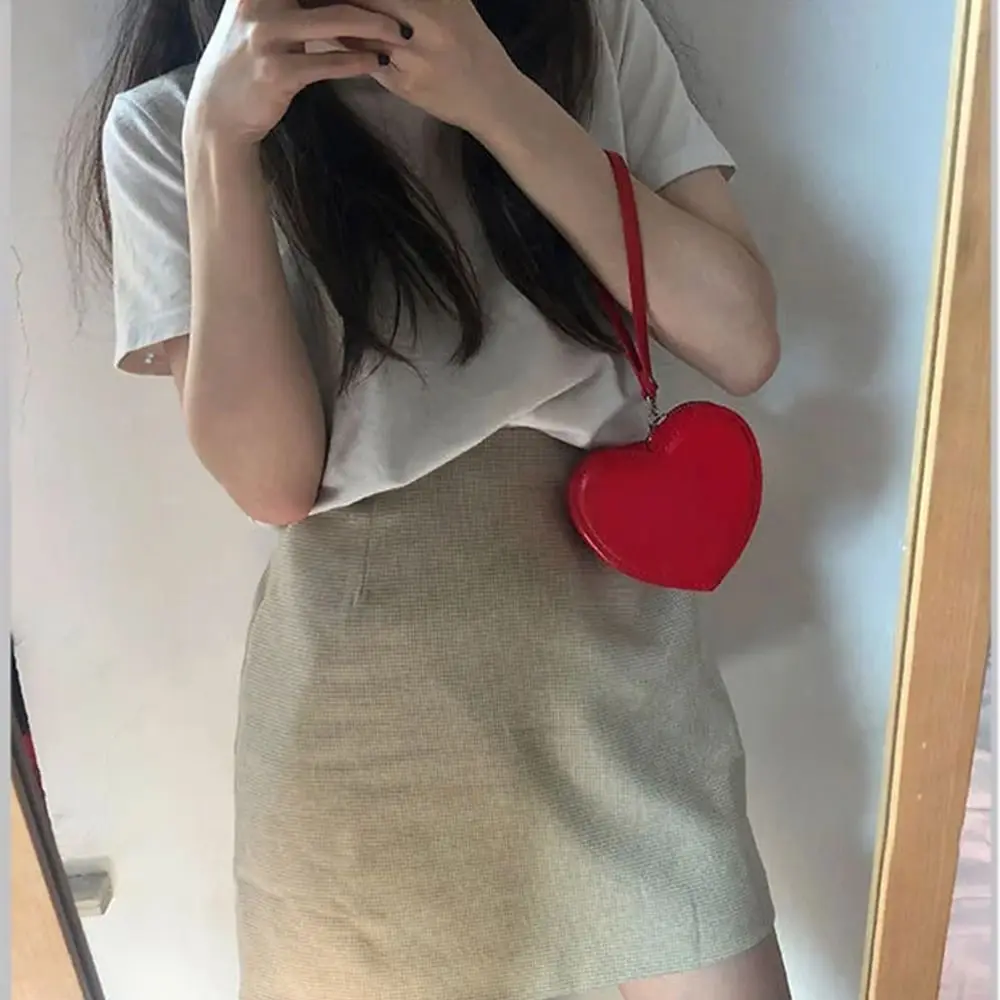 Card Pocket Red Love Hear Wallet Portable Korean Style Wrist Bag Solid Heart Bag Clutch Bag Change Bag PU Purses Outdoor