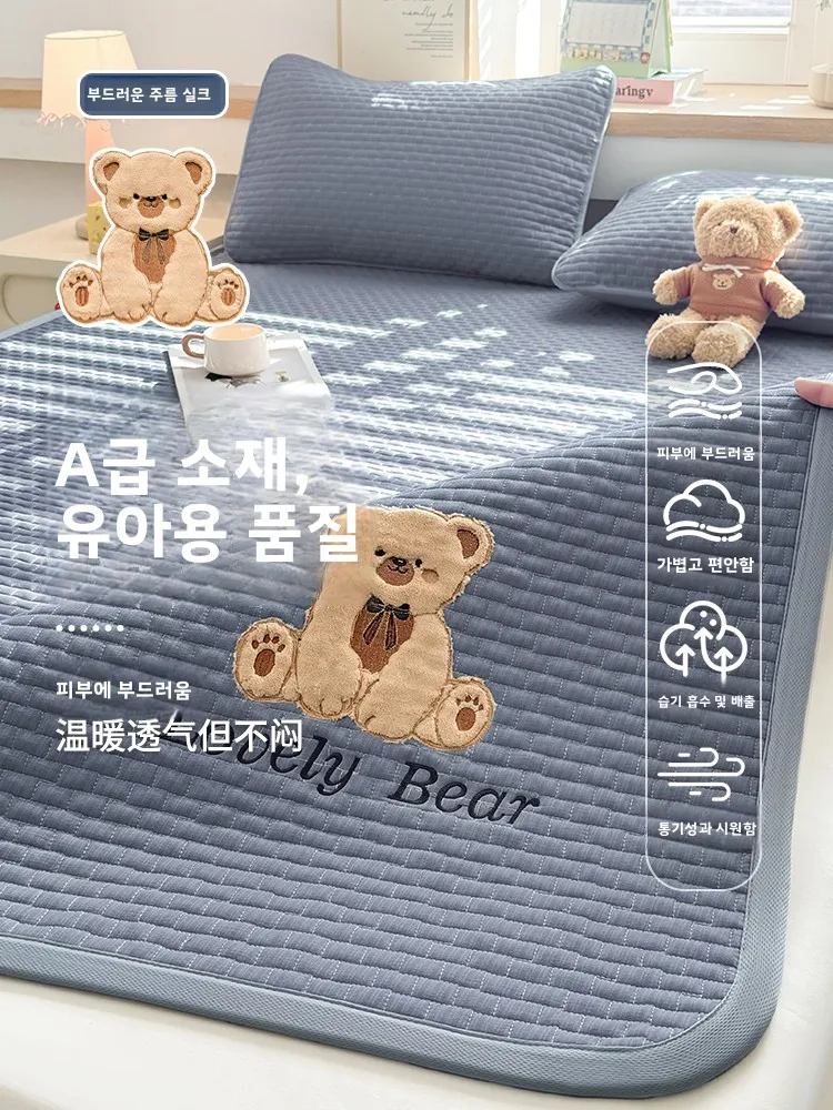 접이식 얇은 매트리스 바닥 시트 1인용 기숙사 침실 임대 특가 구겨진 천 매트리스 패드 이중층