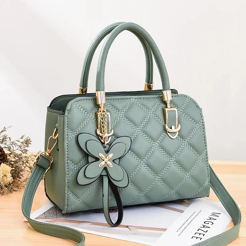 

Famous Bag for Women Luxury High Quality Messenger Female Designer Shoulder Trend 2023 Leather Handbag Bolsas Para Mujeres Women