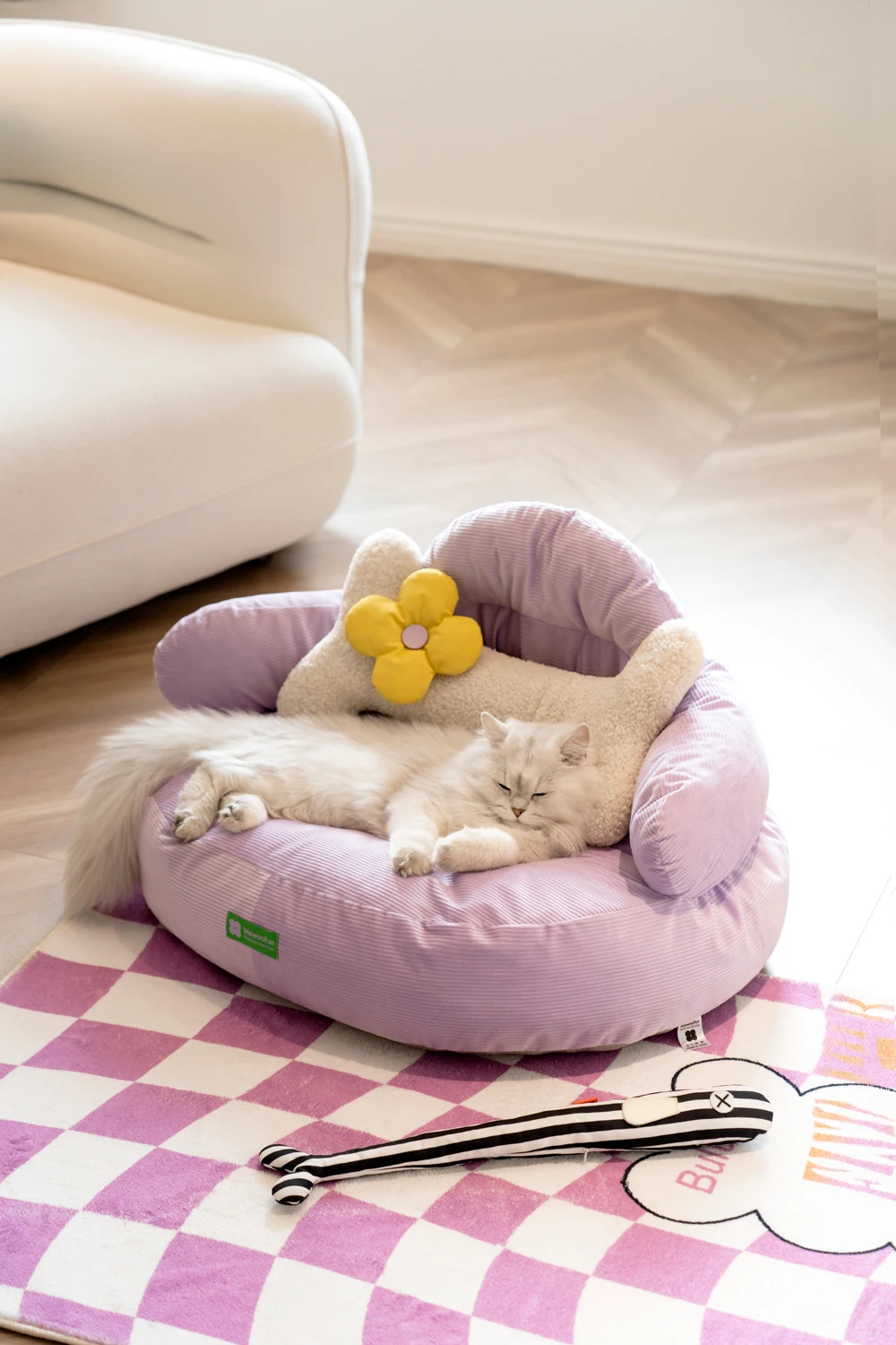 

Versatile Pet Bed, Cat Sofa and Dog House, Removable Washable Cover, Perfect Mats, Suitable for Any Season