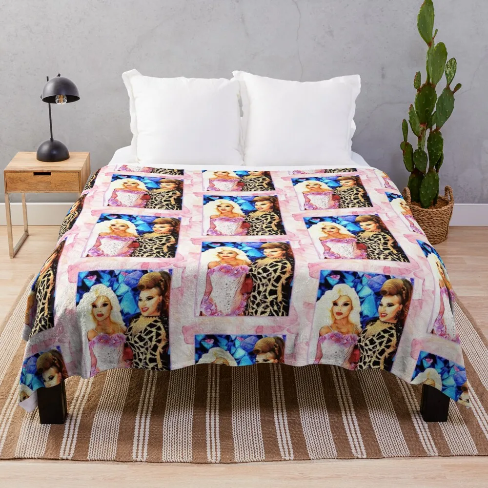 

Alexis and Vanje Mateo Throw Blanket Warm Multi-Purpose Camping Travel Comforter Blankets
