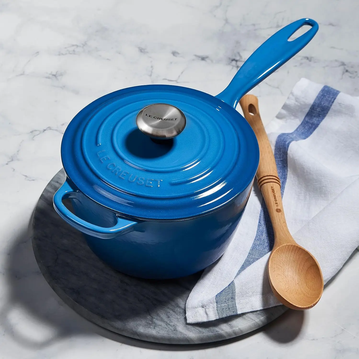 Cookware Sets 16 Piece Cookware Set Enameled cast iron cookware provides even heat distribution and superior heat retention