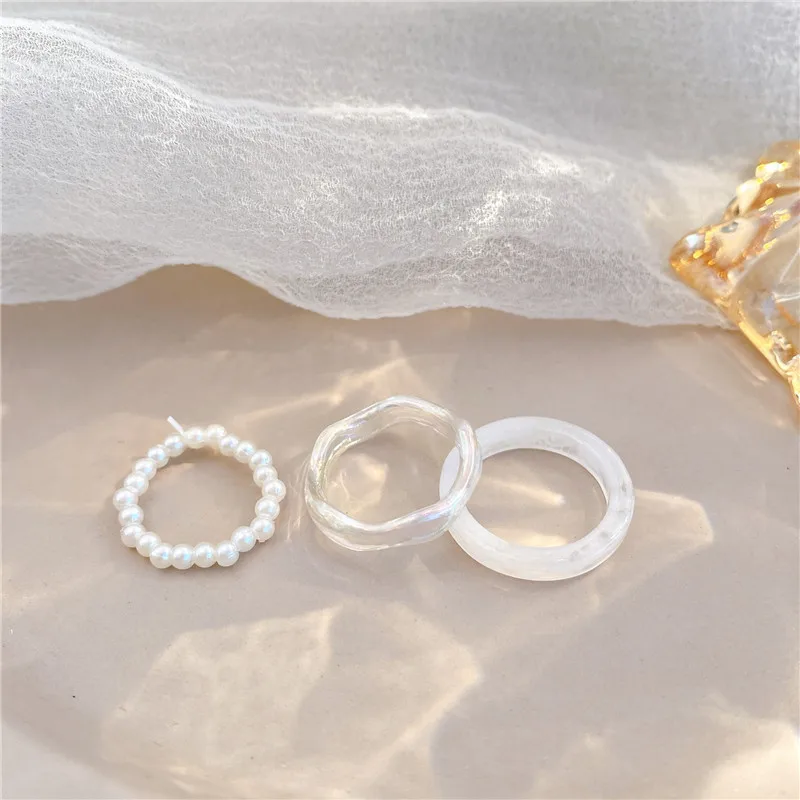 2025 Fashion Style Set acrilico da donna in stile coreano, 3 pezzi, anello in resina estetica con perline, anello elastico, gioielli da sposa, 2024_voghion.com