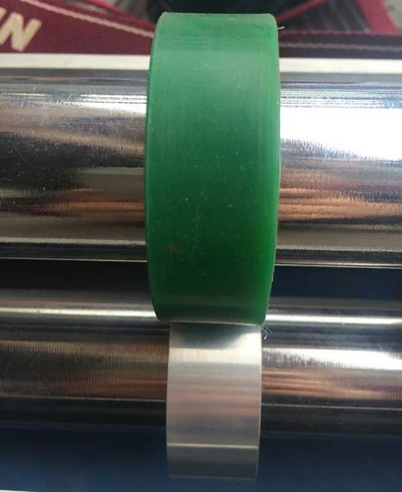 고속 주름 기계 액세서리, 흰색 고무 휠, 에이프런, 점선 나이프, YH660 주름 기계에 적합