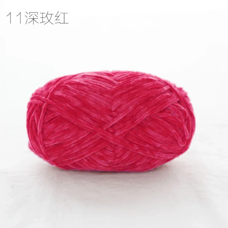 Pear Lustre Chenille Yarn - 148 Meters of Soft Pleuche Wool for Handcrafted Crochet Projects