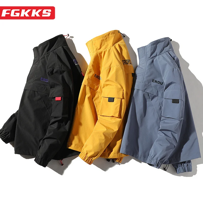 

FGKKS 2023 Outdoor Casual Jacket For Men Large Pocket Zipper Cardigan Jacket High Quality Design Streetwear Jacket For Men