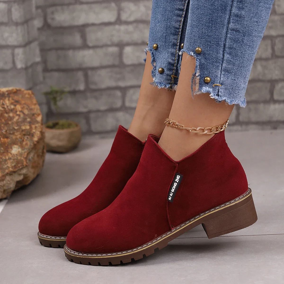 

Plus Size Women's Ankle Boots Autumn New Side Zipper Chunky Heel Shoes for Women Outdoor Casual Suede Western Boots Zapatos