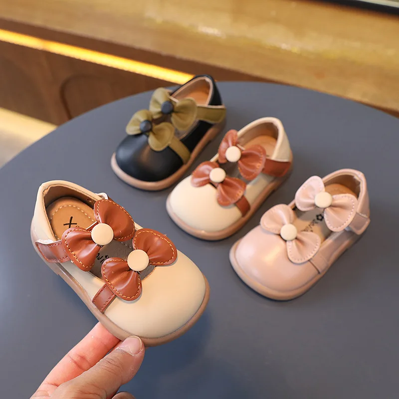 

2023 New Princess Leather Shoes Spring Autumn Big Butterfly Knot Soft Bottom Anti Slip Baby Kids Flats Casual Mary Jane Shoes