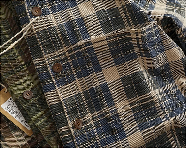 Schweres, klobiges, kariertes Langarmhemd aus Baumwolle für Herren, klassische Revertasche, farblich passende karierte Freizeithemdjacke – Detail 20