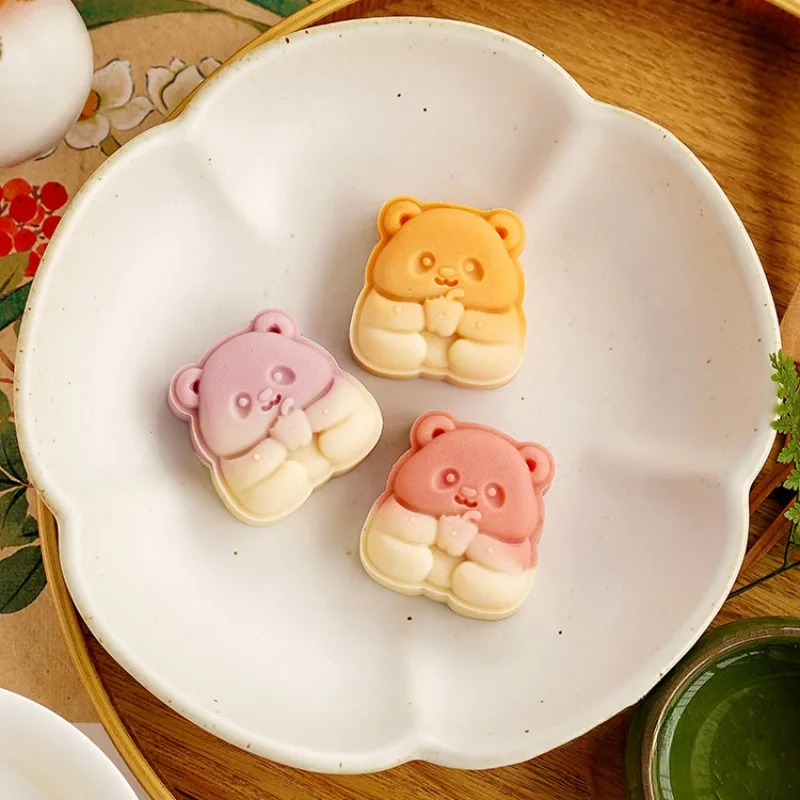 

Christmas Panda Mooncake Molds Mini Panda Animals Hand Press Cookie Stamps Fondant Biscuit Pastry Festival Baking Accessories