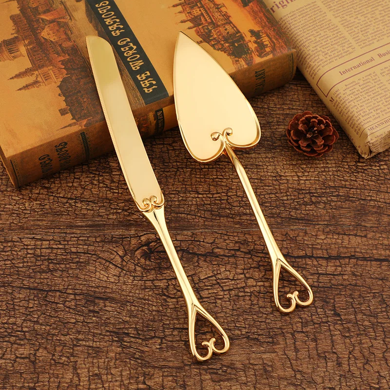 Pizza Cutter Pizza Peel Cake Knife European-style Golden Retro Knife Server Set Leaf Hearts Handle Pizza Shovel Cake Dessert Knife 2Pcs Wedding Birthday Set