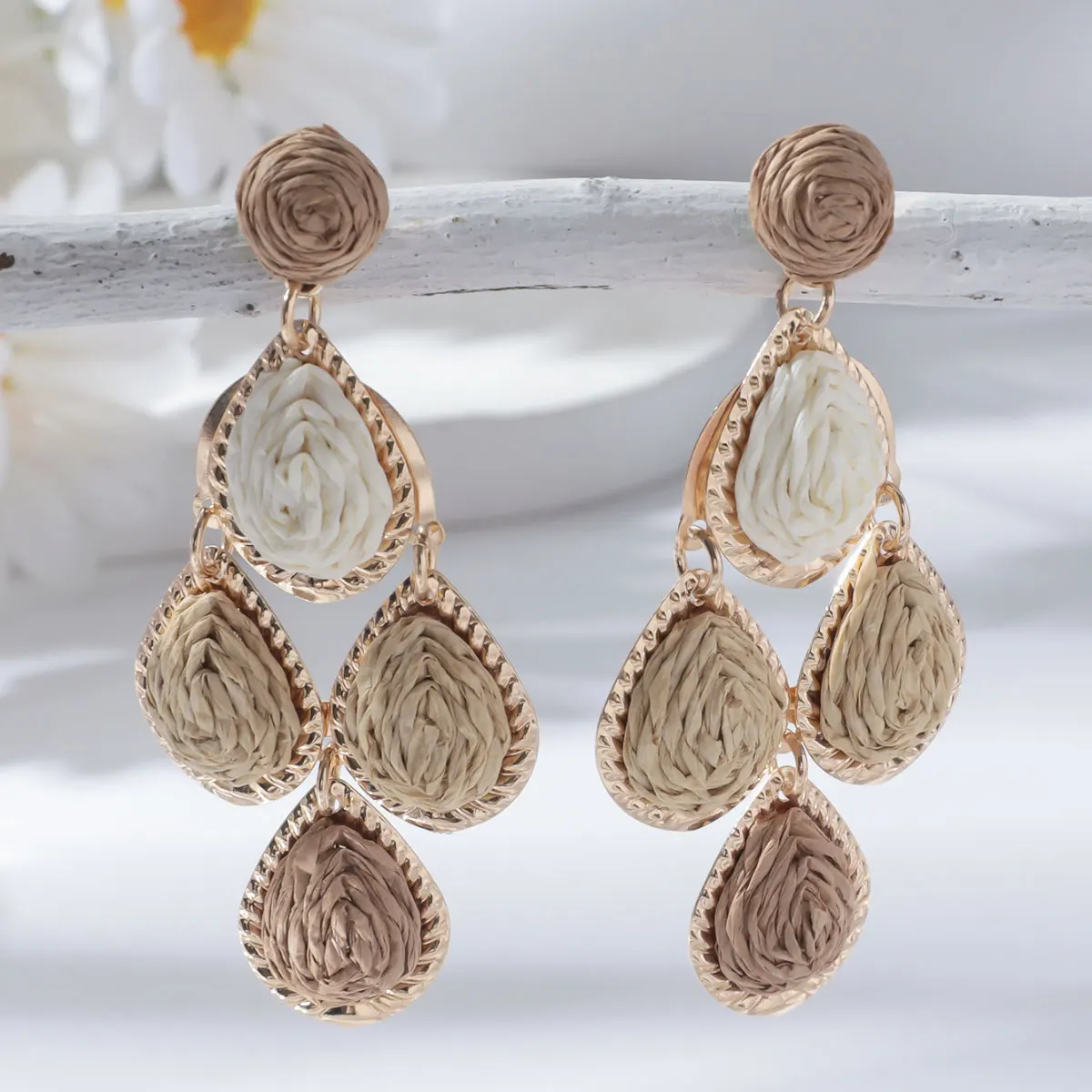 Bohemain Fashion Handmade Water Drop Long Earrings for Women Colorful Rattan Knit Raffia Hanging Earring Party Jewelry Accessory