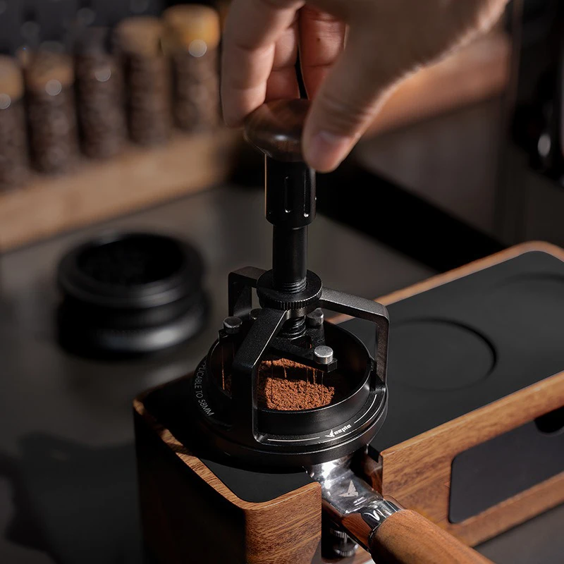 Imbuto Dosatore Magnetico Da 58 Mm Per Caffè | Anello Dosatore In Alluminio Per Portafiltro | Strumento Per Baristi | Argento