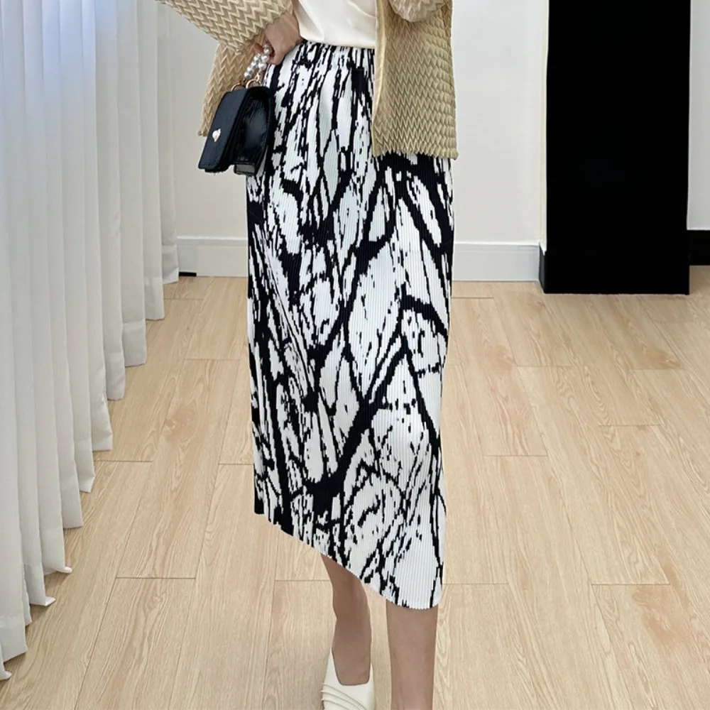 

Miyake Printed Half-skirt Women 2023 Fall New Open Folded with Elastic Temperament Commuting Hundred with Medium-length Skirt