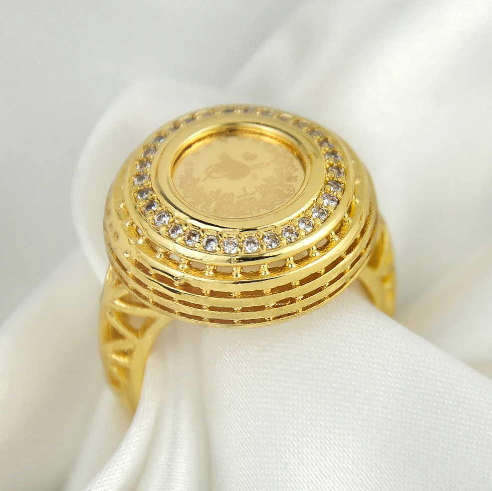 Romantic Stainless Steel Coin Rings Portraits Gold Colour Girl's Unusual  Ring Stude Elizabeth Medal Ring 2022 Trend Party Gift