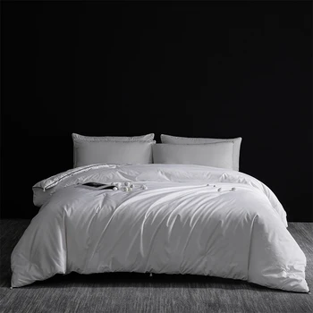 Couette 95% duvet d'oie de Sibérie et couette 100 % soie faite à la main – Ultra moelleuse et respectueuse de la peau, 240 x 260 cm 1