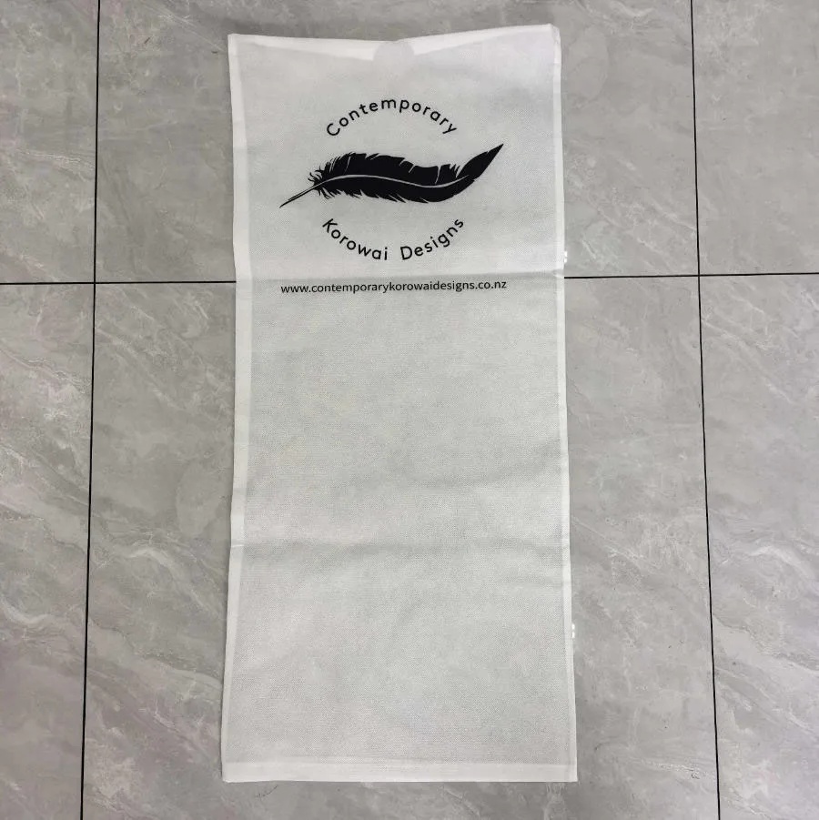 500개 맞춤형 사이즈 및 로고 45*100cm 흰색 정장 커버 가방 부직포 가방 검..