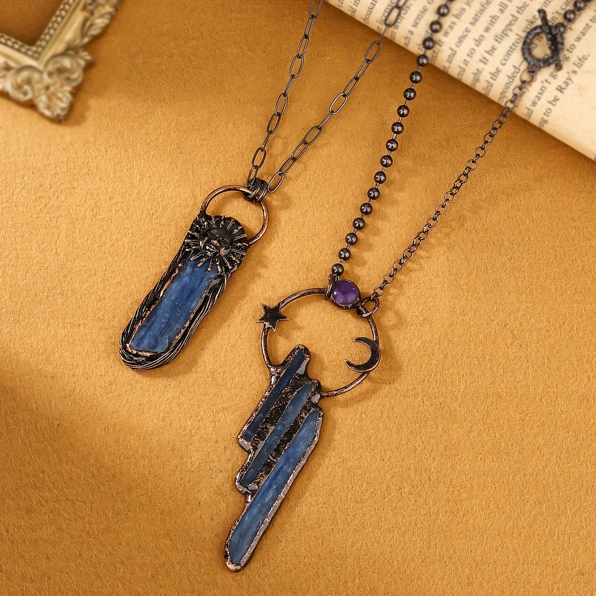 YEEVAA 1pc Boho Natural Blue Crystal Stone Inlaid With Sun/ Moon And Star Pendant Necklace Jewelry For Women